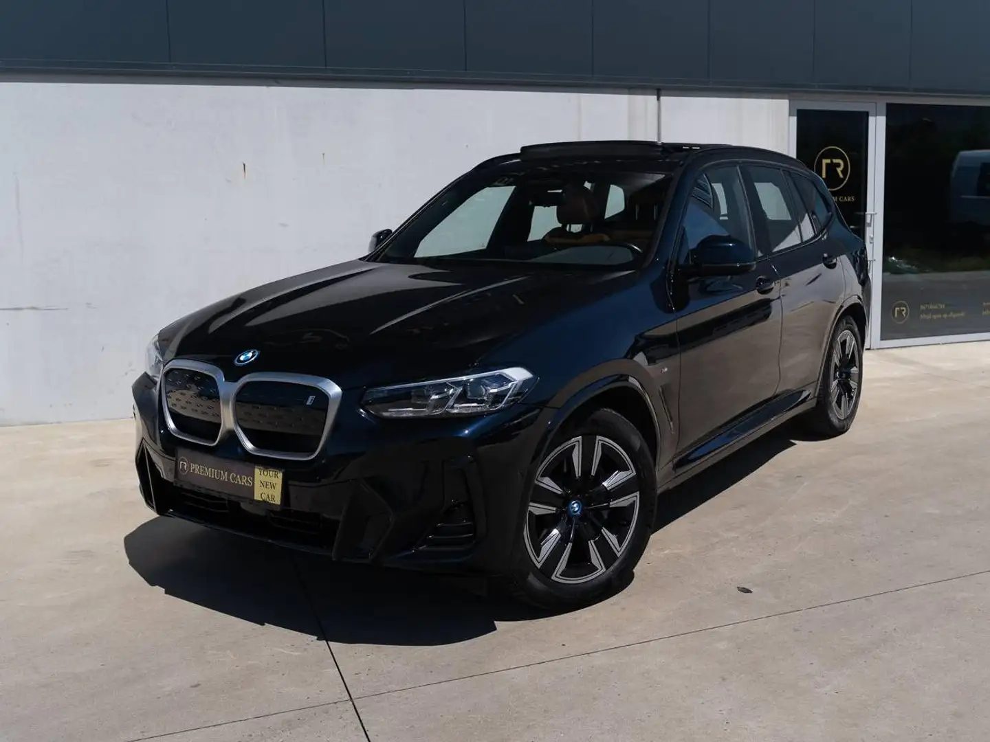 BMW iX3 Facelift l Pano l Camera l Electric Seats l Carplay l Memory