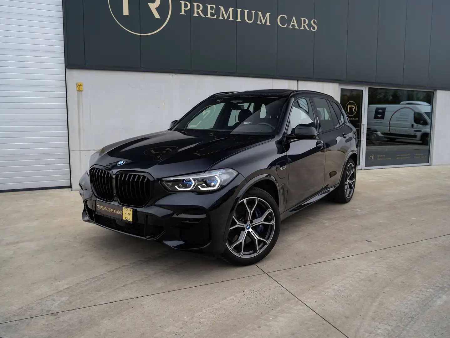 BMW X5 PHEV l xDrive45e l M-Pack l Pano l Laser l 21" l Keyless l Crafted l 4-Zone l Hifi l Head-up
