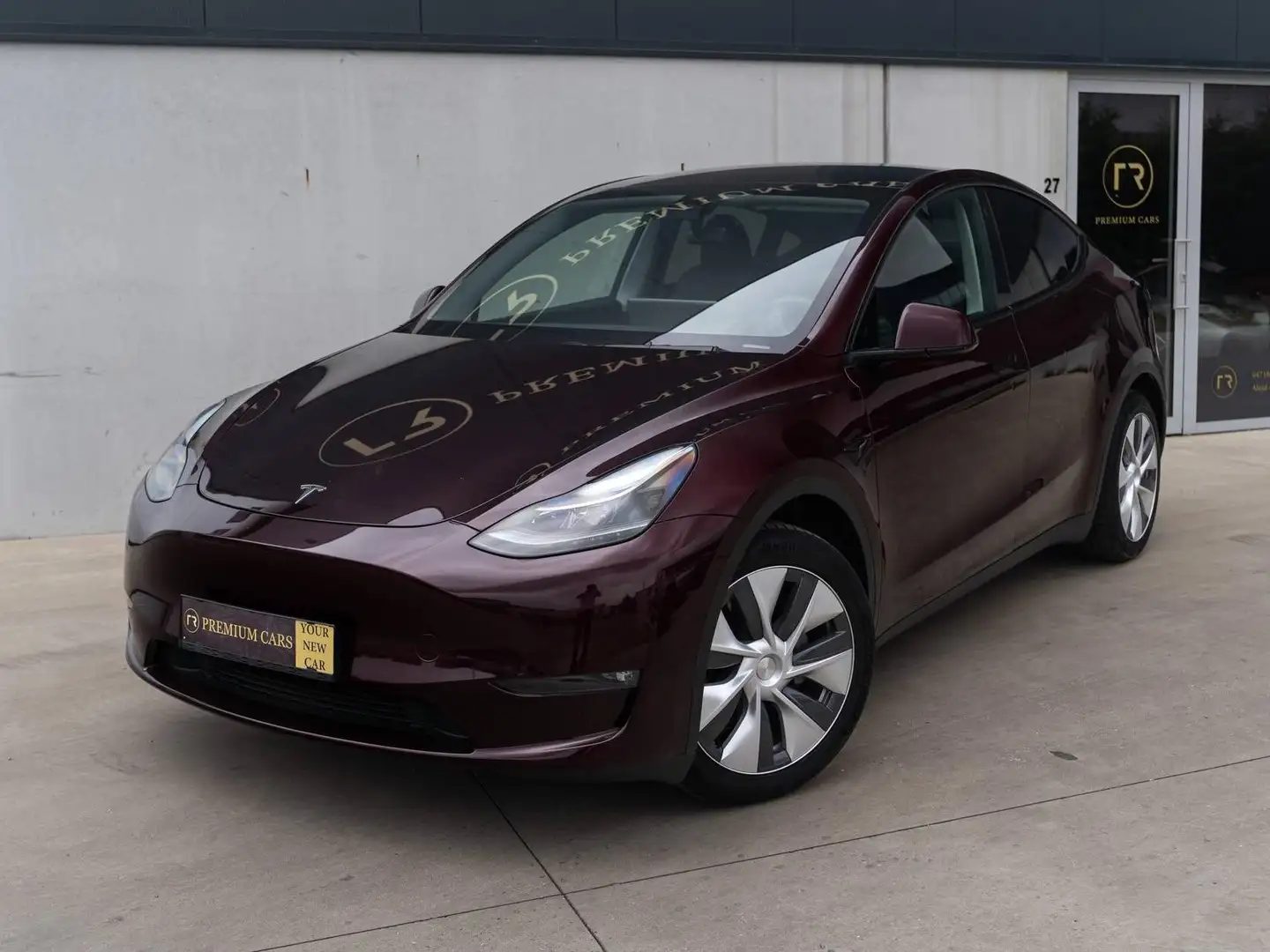 Tesla Model Y Full Self Driving l Long Range l Dual Motor l Towhook