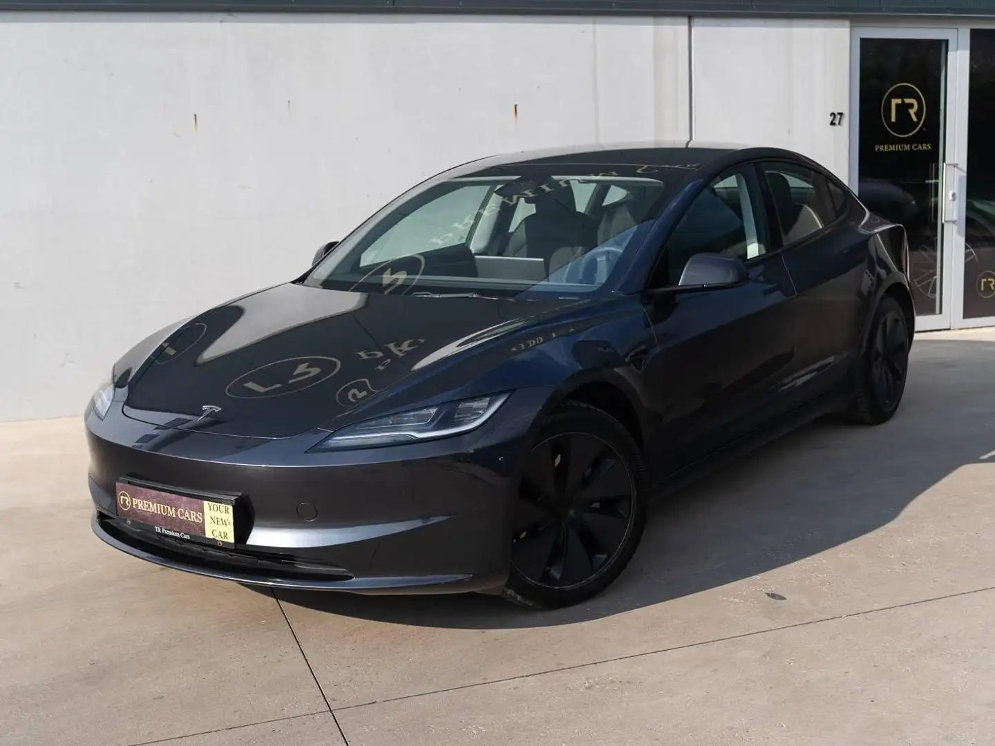Tesla Model 3 Long Range l Highland l Dual Motor l Premium l Incl. 21% BTW