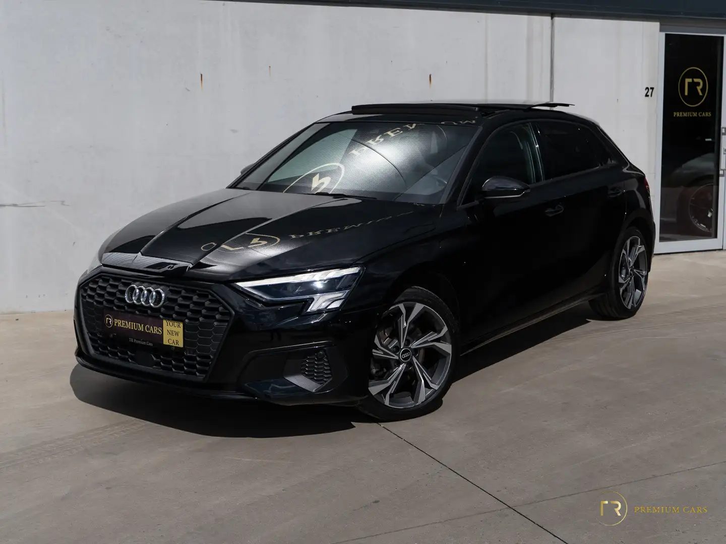 Audi A3 PHEV l 40 TFSI e l 3* S line l Sunroof l Camera l