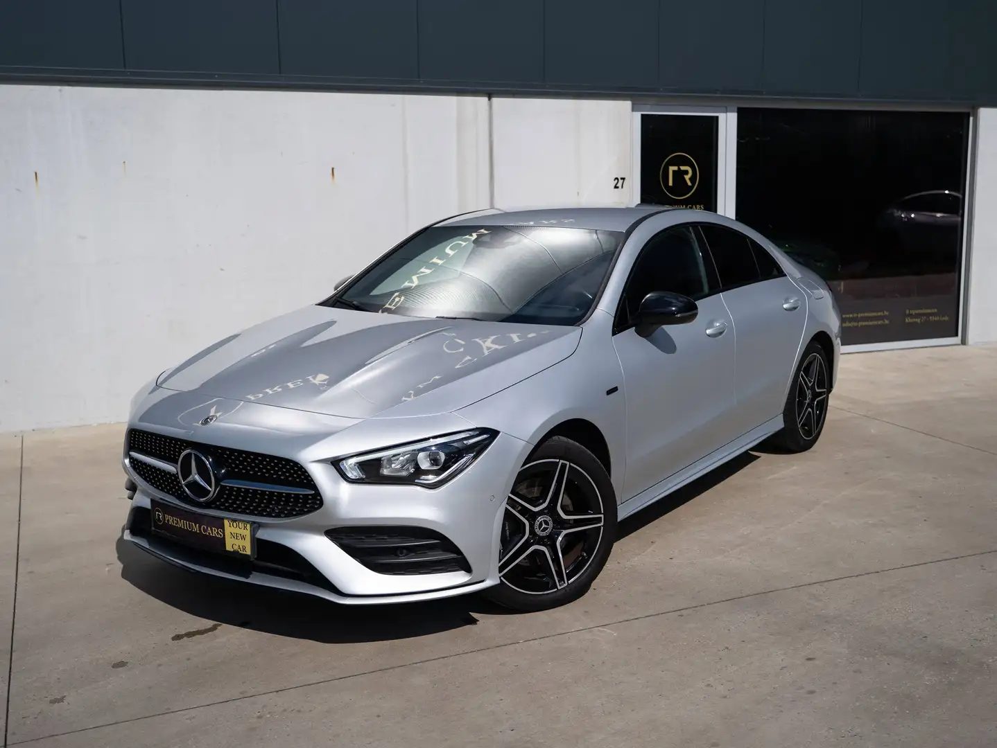 Mercedes-Benz CLA 250 e l PHEV l AMG Line l Camera l Trekhaak l Night l Ambiance