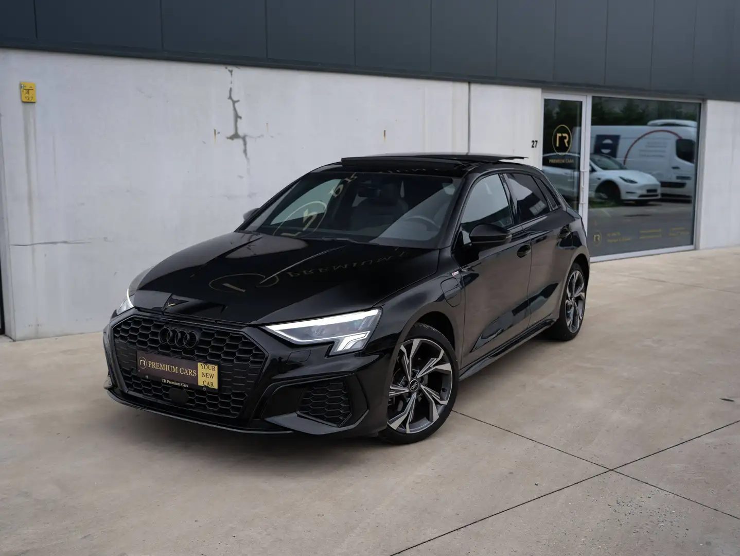Audi A3 PHEV l 40 TFSI e l Full S line l Pano l Shadow l Camera