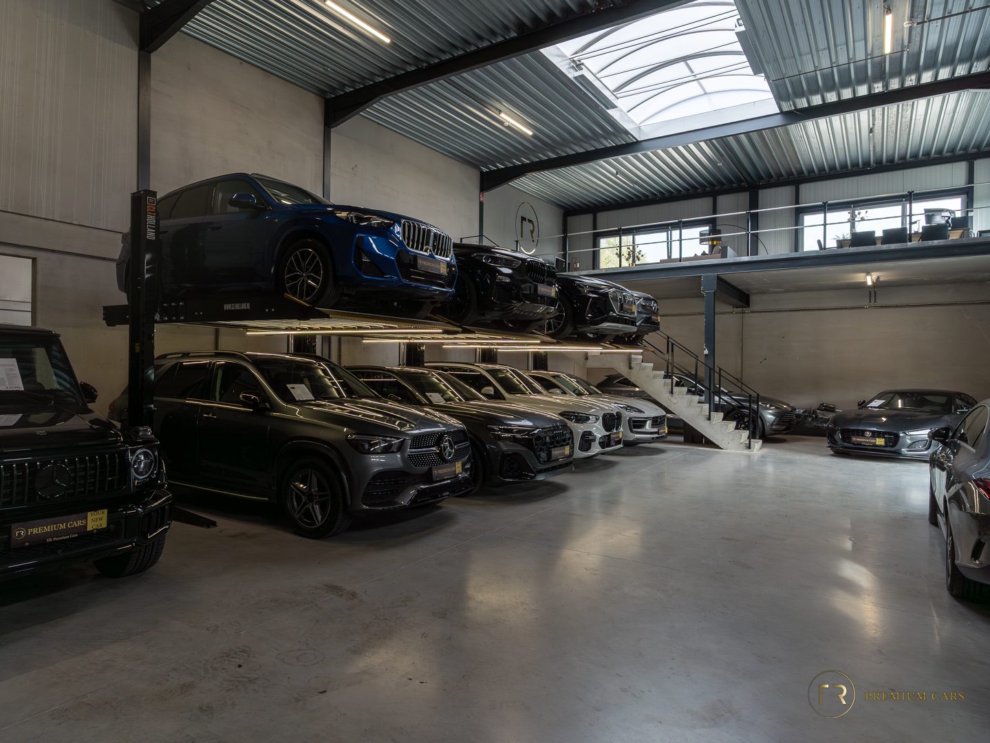 TR Premium Cars showroom